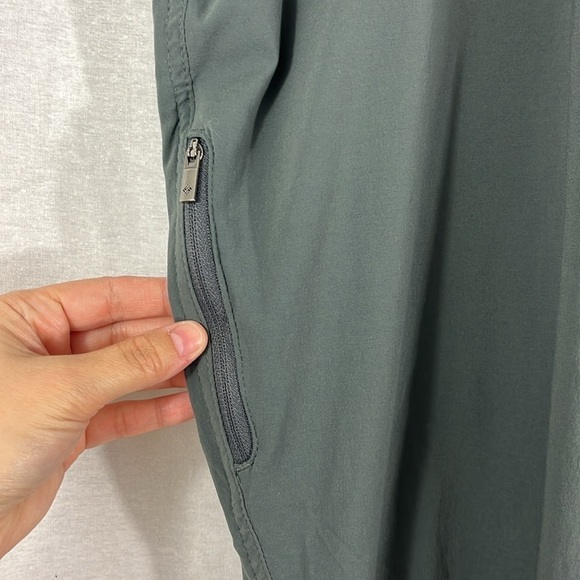 Columbia Saturday Trail Stretch Gray Outdoor Hiking Convertible Pants Size 22WL - Picture 4 of 12